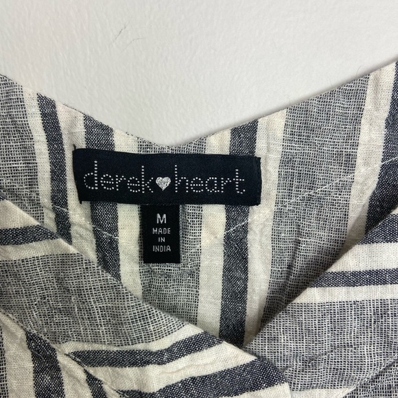 Cropped tank‎ size medium - Picture 5 of 6